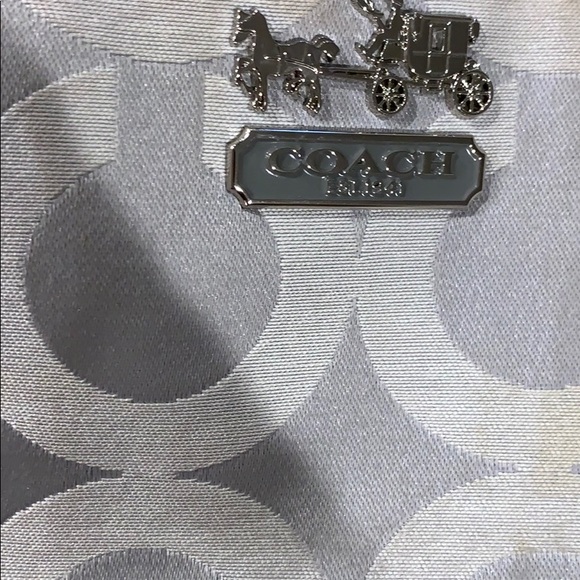 Beautiful Coach Bag - Picture 3 of 5